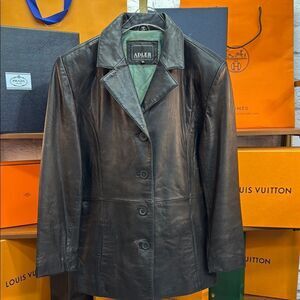 Women’s leather jacket